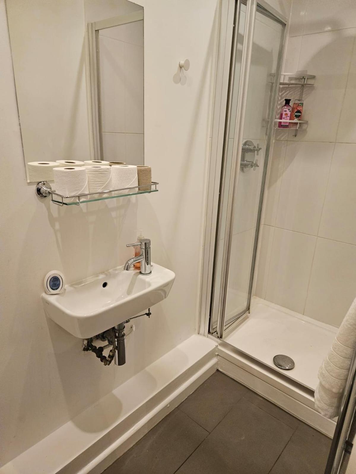 Classic Studio For 4 In Piccadilly Soho Central London Vr3 Eksteriør bilde